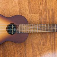 Guitalele Yamaha GL1