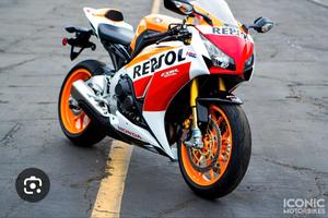 Honda cbr 1000 rr SP 2016 repsol