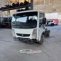 Cabina e ricambi vari Renault Maxity Nissan Cabsta