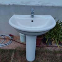 Lavabo e colonna ideal standard con miscelatore