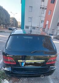 Mercedes classe b bulgara