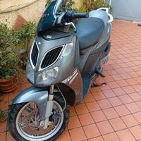 Aprilia sportcity 200 Intero o Ricambi 