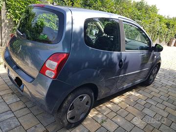 TWINGO II  2011 unico propietario