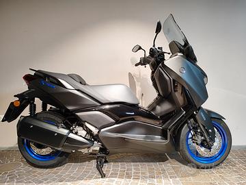 Yamaha X-Max 300 2024 871km