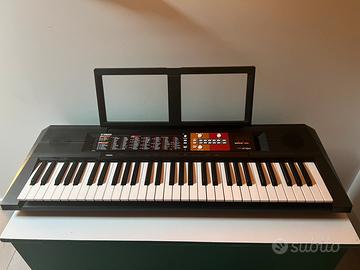 Pianola Yamaha PSR F51