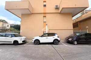 POSTO AUTO A PALERMO