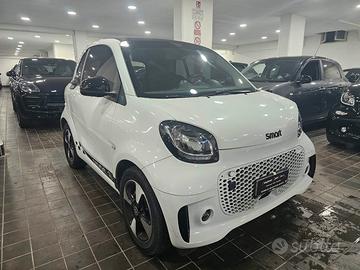 NUOVA SMART FORTWO EQ PRIME TOTAL WHITE IDENTITY B
