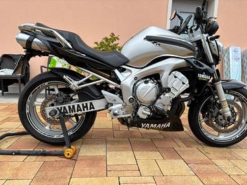 Yamaha FZ6
