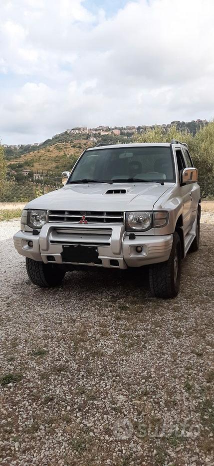 MITSUBISHI Pajero ('82-'00)