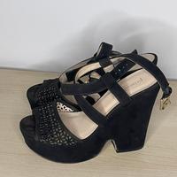 Scarpe alte con tacco/zeppa