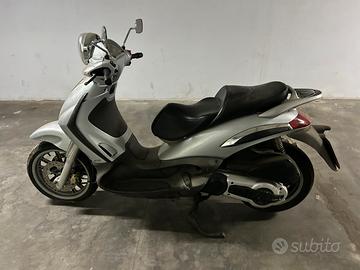 Piaggio Beverly 500