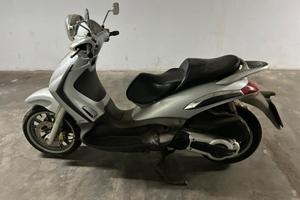 Piaggio Beverly 500