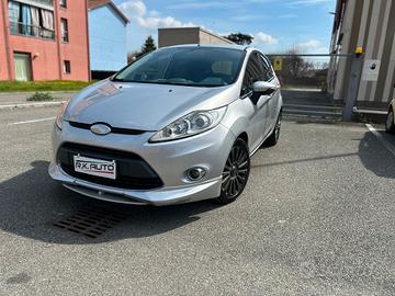 Ford Fiesta titanium sport 1.4 Benz gpl