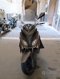 Yamaha X-Max 250 - 2012