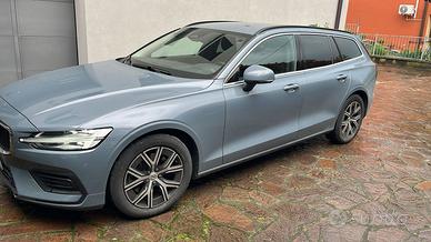 Volvo v60 autocarro disel 197 cv