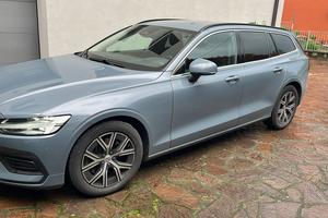 Volvo v60 autocarro disel 197 cv