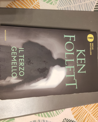 Il terzo gemello di Ken Follet