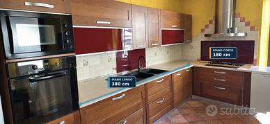 Cucina  Veneta Cucine completa - misure nelle foto