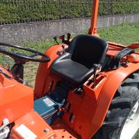 Trattore KUBOTA B 1702