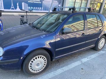 Golf 1.6 benzina