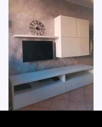 Parete attrezzata