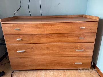 Mobile con cassetti in legno