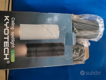 faretti tubolari neri e bulbi led