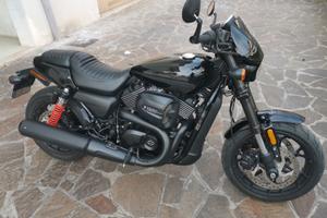 Harley Davidson-Street Rod 750