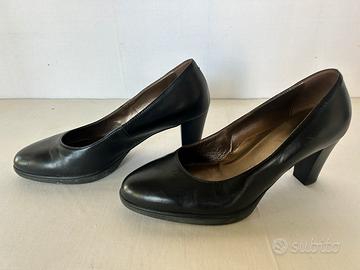 Tacchi neri nero giardini vera pelle decollete