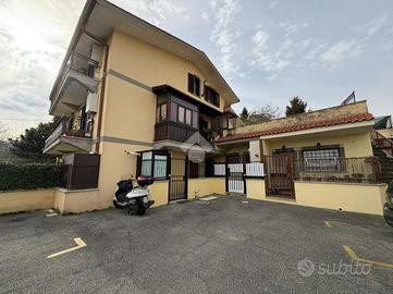 2 LOCALI A SAN CESAREO