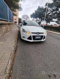 Ford Focus mk3 tdci 2012 cambio automatico 