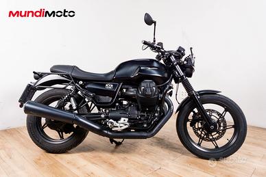 MOTO GUZZI V7 STONE 850 - 2024