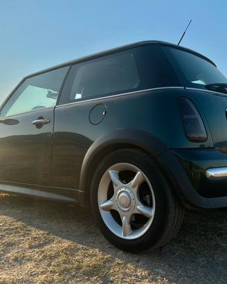 Mini one d 1.4 diesel toyota (r50)