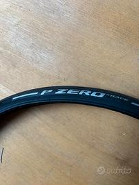 Coppia Copertoni Pirelli Pzero race