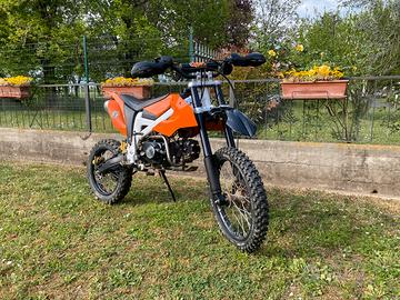 Pit bike 125