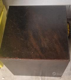 Cubo sgabello complemento d'arredo
