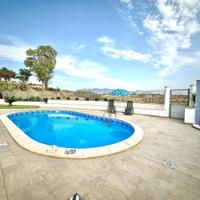 Villa singola con piscina