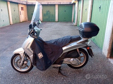 Kymco People 200