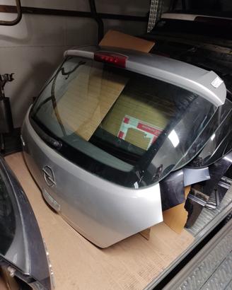 Portellone nudo OPEL CORSA D del 2007