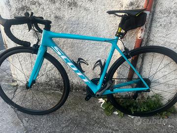 Bicicletta da corsa scott