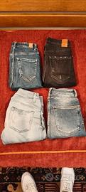 4 Paia di Jeans Donna Stessa Taglia