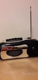 Stereo portatile con mangiacassette