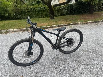 Cube 27,5 reaction race