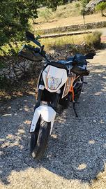 KTM Duke 690 abs