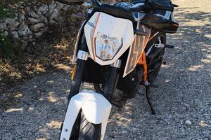 KTM Duke 690 abs