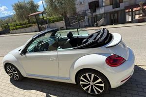 Volkswagen Maggiolino Cabrio 2.0 TDI