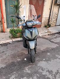 piaggio beverly 400s 
