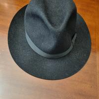 Cappello elegante uomo marca Mutinelli Milano.