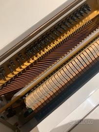 Pianoforte verticale Yamaha bianco