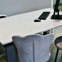 Ampia Scrivania/Tavolo direzionale stile Industria